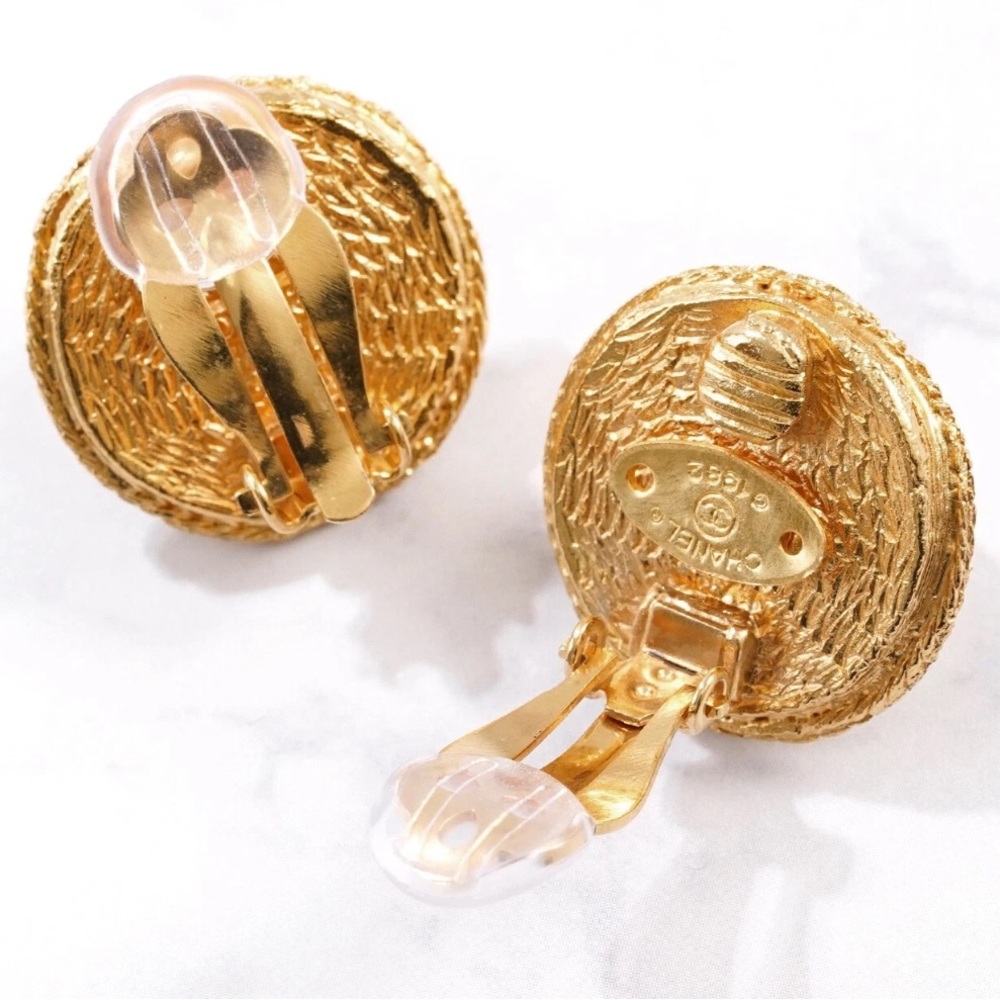 CHANEL Clip Ons Earrings Authentic Gold Plated-Preowned As Is - Picture 7 of 8